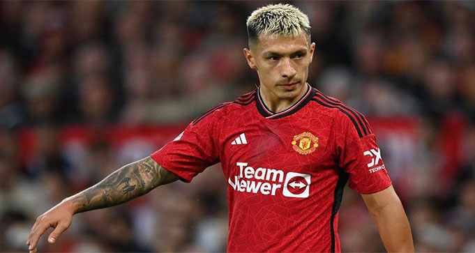 Harapan Napoli Bakal Kandas Untuk Datangkan Lisandro Martinez